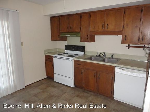 3rd image of 101 Greenwood Ave APT 6