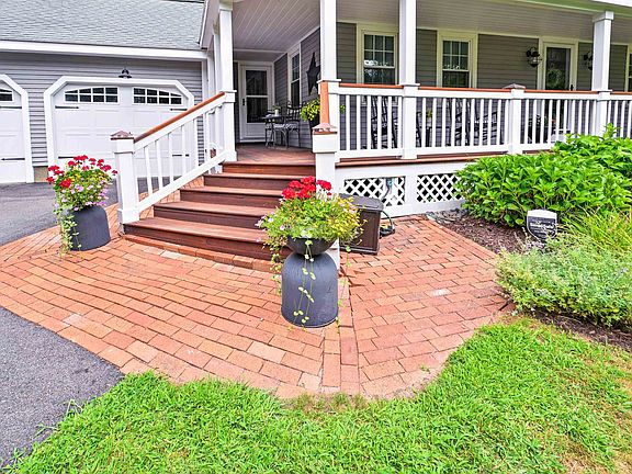 4th image of 388 Paige Hill Road