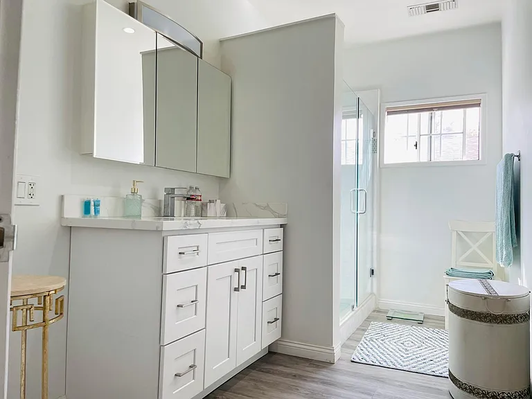 1815 Oak View Ln — Photo 8