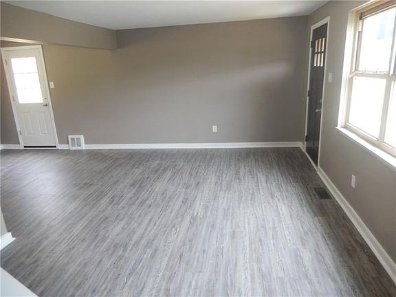2nd image of 87 Glenview Ave