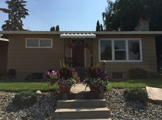 406 N Navarre St, Chelan, WA 98816
