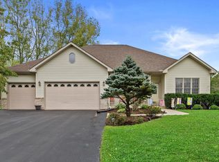 1010 Marti Ct, Silver Lake, WI 53170