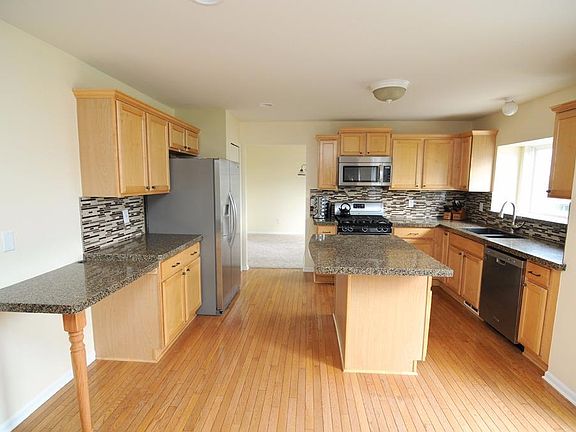5th image of 7308 Belle Meade St