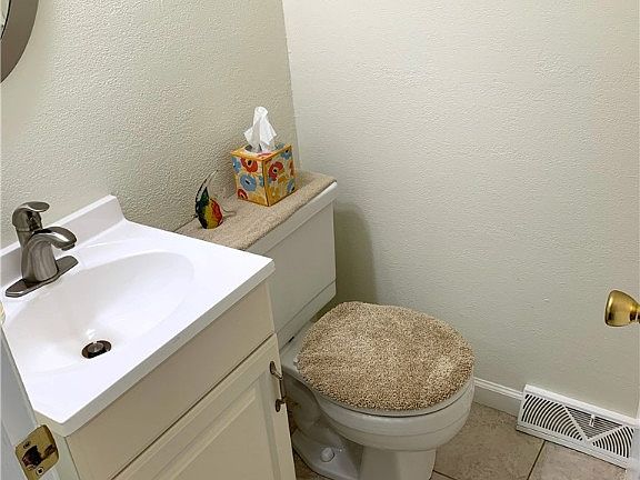 5th image of 513 Pamela Dr