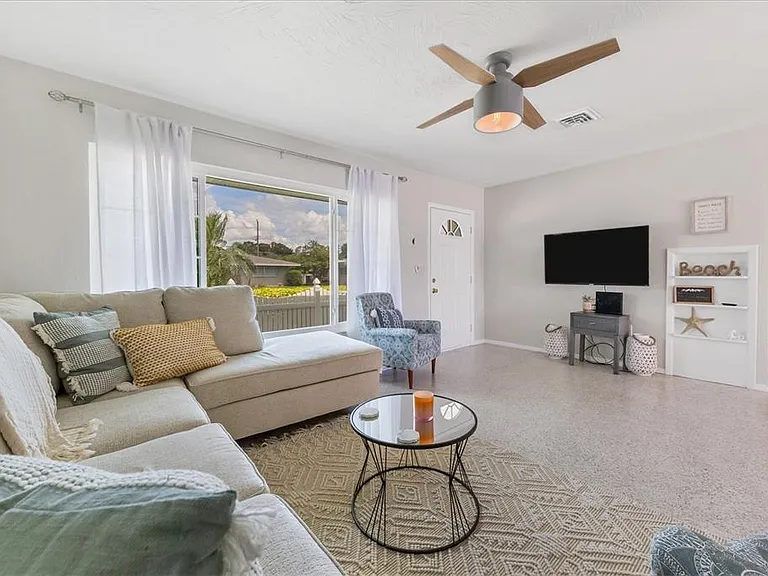 3126 Bougainvillea St — Photo 5