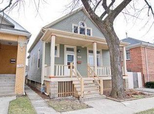 1541 Grove Ave, Berwyn, IL 60402