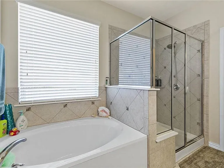 120 Seminole Canyon Dr — Photo 15