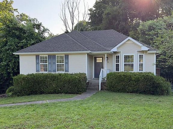 3rd image of 570 Somerset Ln