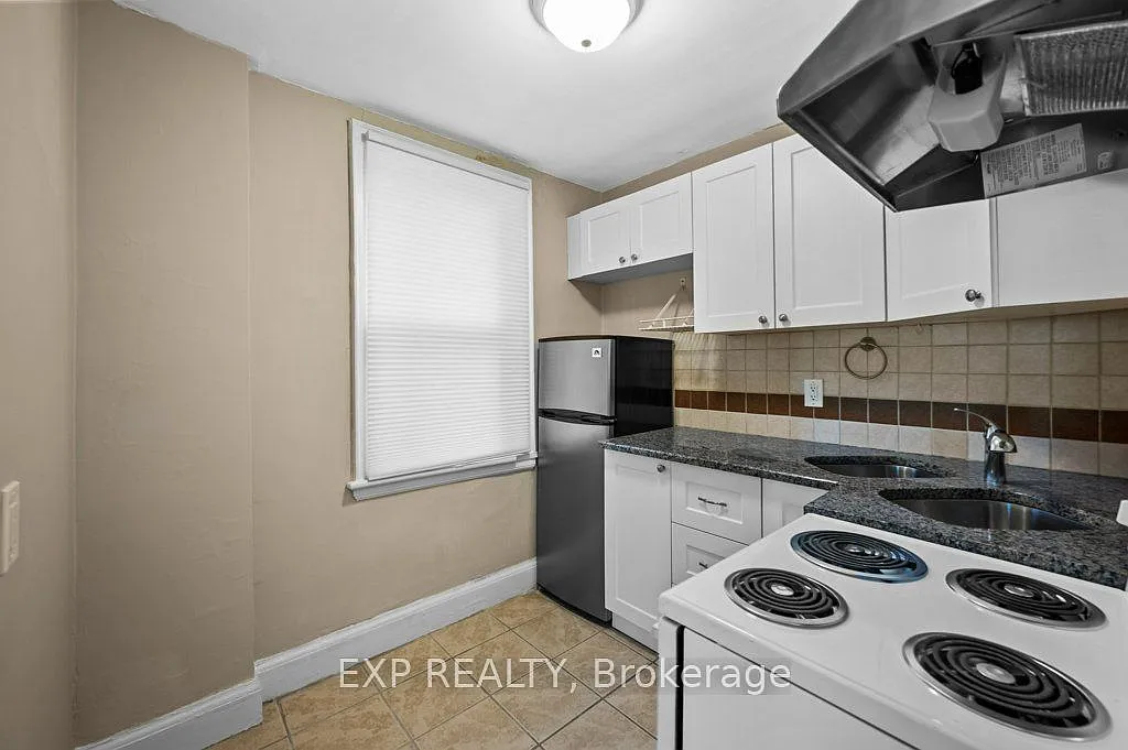 1 bed, $1,250 — Photo 4