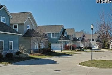 2nd image of 601 Cahoon Ledges Dr