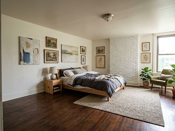 2nd image of 448-450 5th St #R