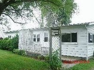 2139 Yargerville Rd, La Salle, MI 48145