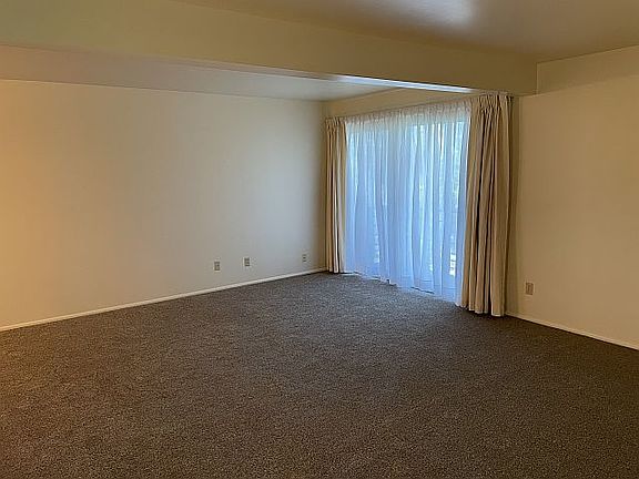 5th image of 184 N I St APT 4