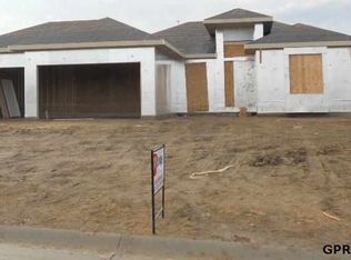 18655 Oregon Cir, Elkhorn, NE 68022