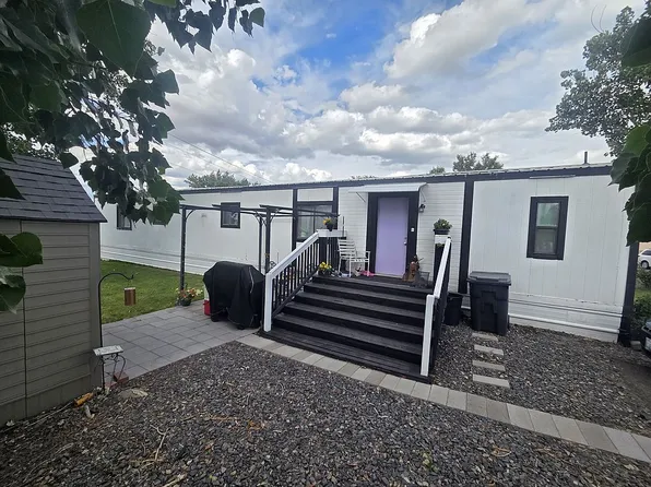 6708 Haag St, West Richland, WA 99353