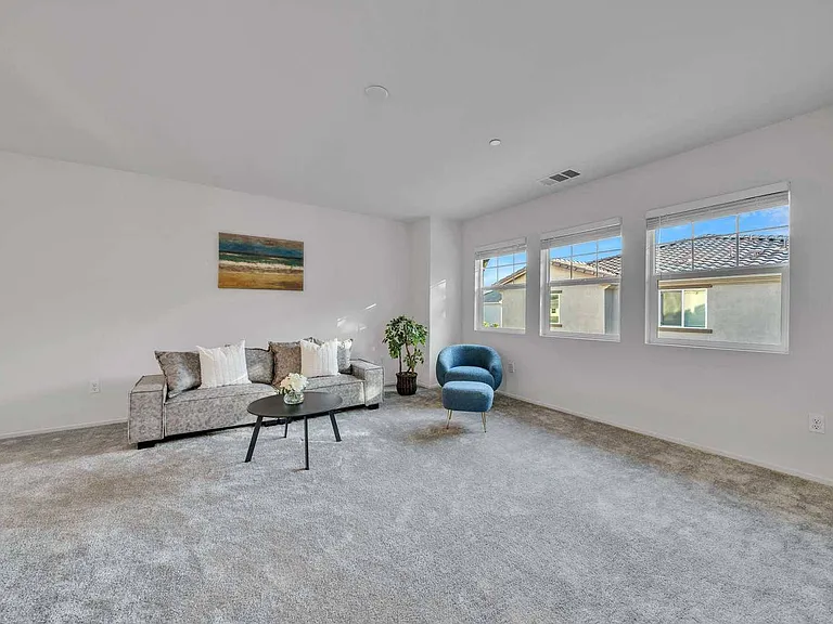 1705 Park Place Ln — Photo 9