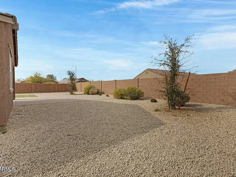 2570 E Corazon Trl — Photo 30