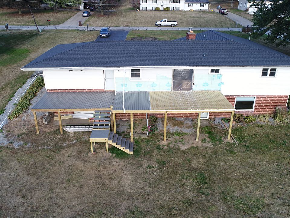 1st image of 149 Lake Dr