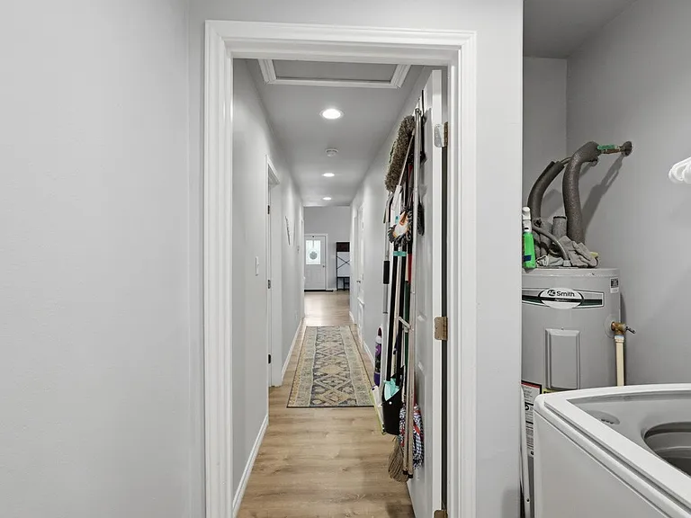 2111 Lone Star Rd — Photo 22