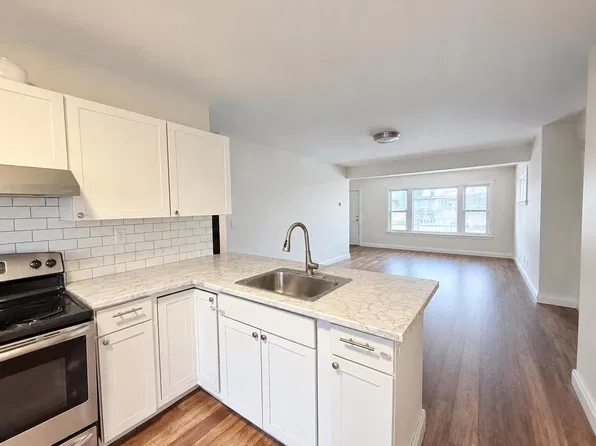 721 Moy Ave #723, Windsor, ON N9A 2N5