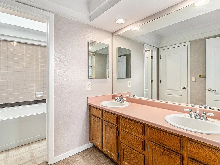 9855 Iris St — Photo 16