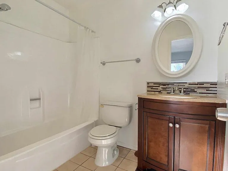 4201 McClung Dr #8 — Photo 5