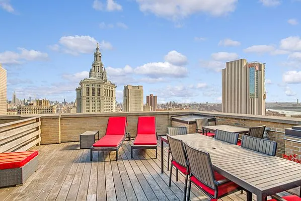 Rented by Compass | media 30