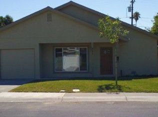 901 Reuter Dr, West Sacramento, CA