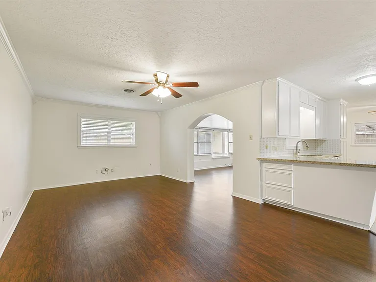 10515 Eddystone Dr — Photo 8