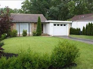 276 Forest Rd, Huntington, WV 25705