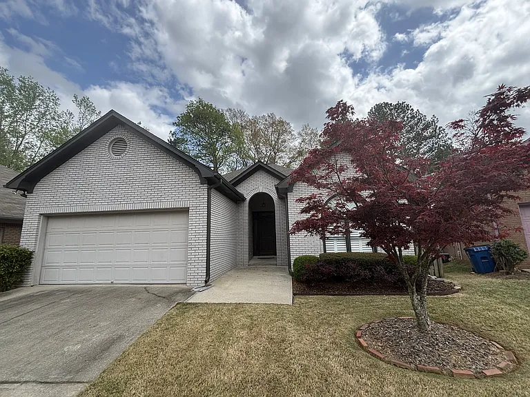 1209 Ivy Brook Cir — Photo 2