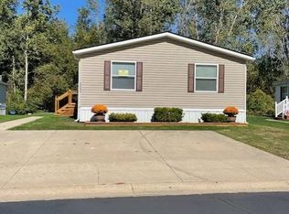 28056 Charlemagne St #60, Romulus, MI 48174