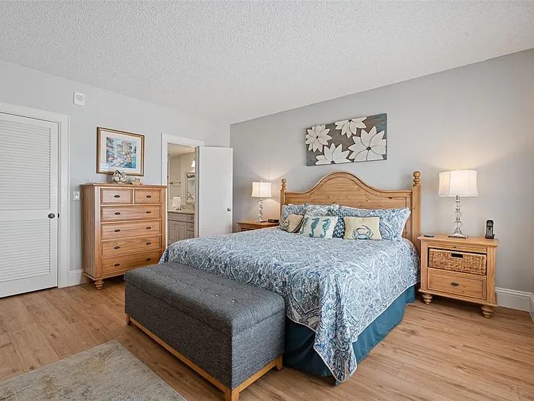 4950 Gulf Blvd #605 — Photo 22