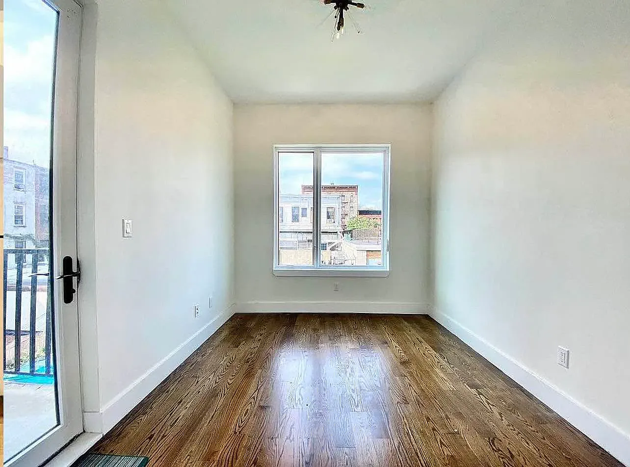 187 Johnson Avenue — Photo 3