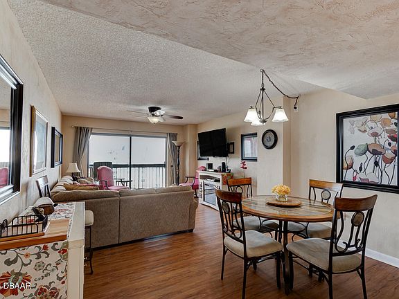 3rd image of 1513 Ocean Shore Blvd #9E