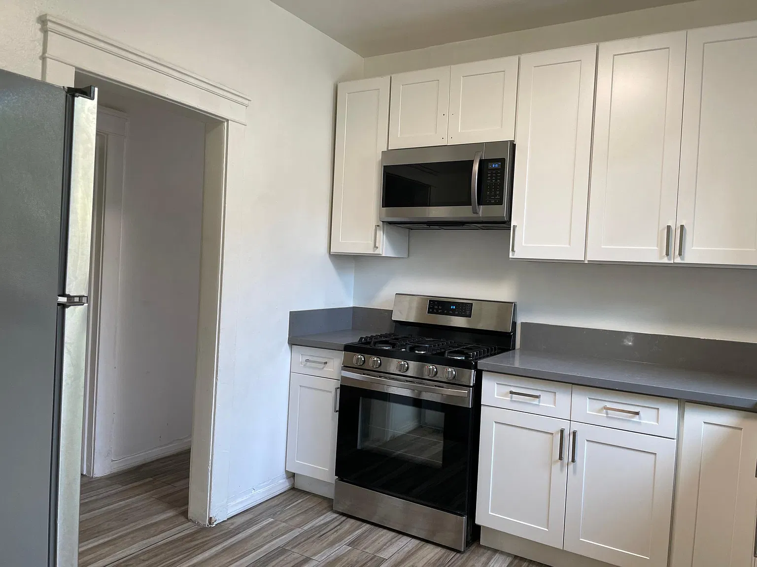 2 bed, 1500 sqft, $2,599 — Photo 2