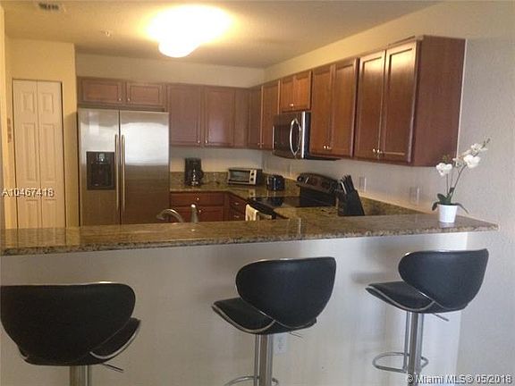 3rd image of 11603 NW 89th St APT 212