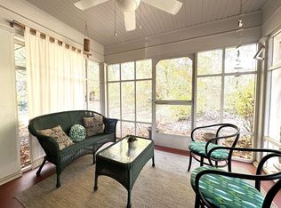 10458 Crabapple Rd, Roswell, GA 30075