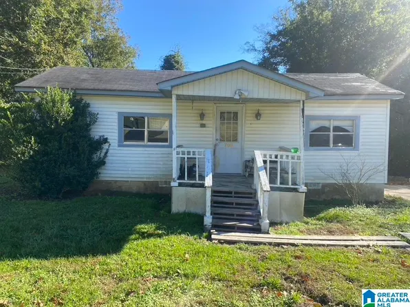 709 7th Ave, Pleasant Grove, AL 35127