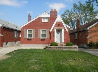 9302 Mackenzie Rd, Saint Louis, MO 63123