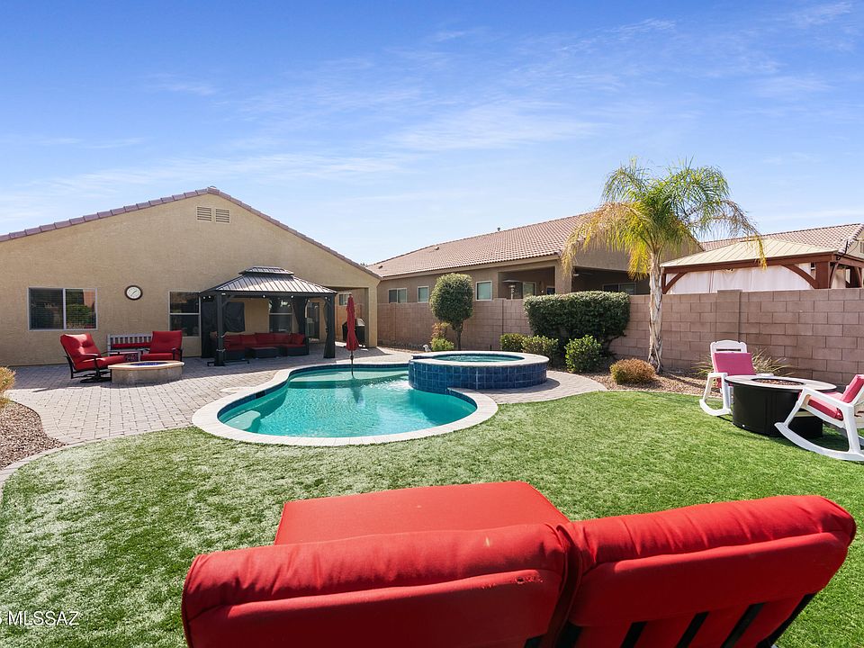 1st image of 203 E Calle Trona