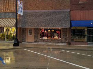 109 W Washington St, Rushville, IL 62681
