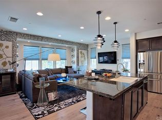 21437 Savannah Ln, Huntington Beach, CA 92646