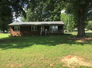 233 Boone Rd, Burlington, NC 27217