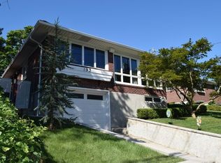 192 Winchester Ave, Staten Island, NY