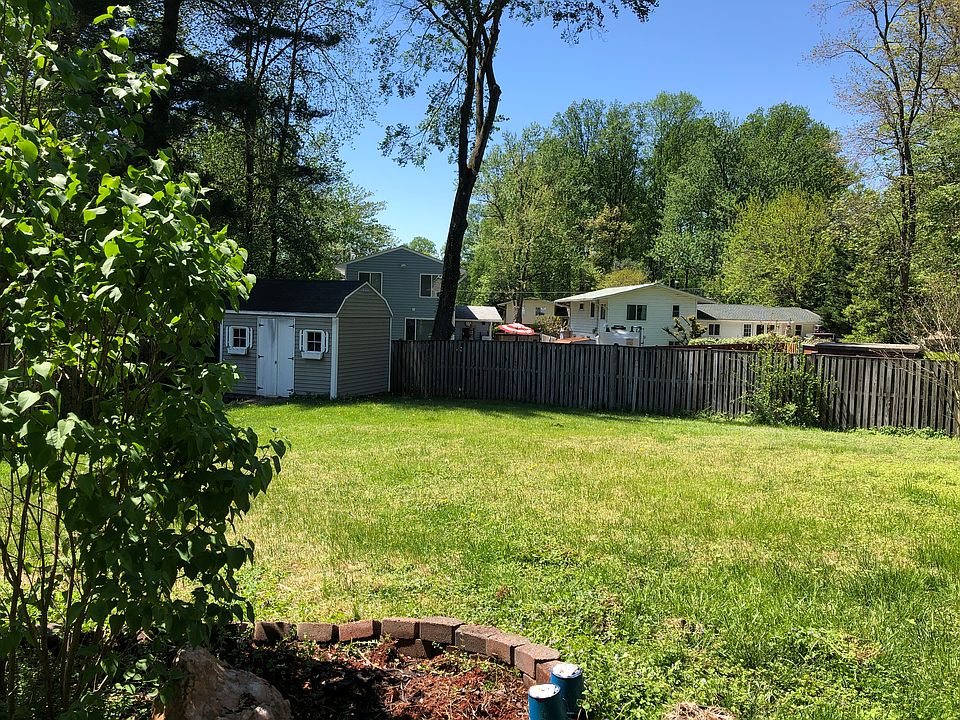1st image of 10941 Byrd Dr