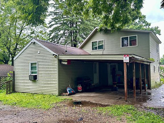 2nd image of 919 W Front St