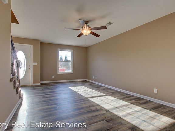 3rd image of 965 Big Sky Dr #B