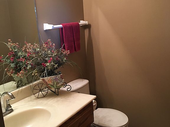 5th image of 1215 N 161st Cir