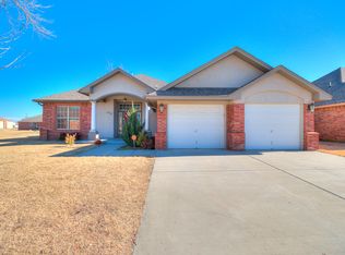 32 Shadow Lawn Dr, Homewood, AL 35209